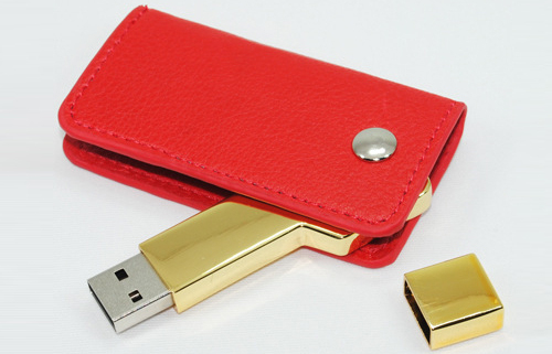 pen drive usb personalizzate in pelle e metallo