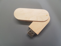 Pen drive USB cod 097 in legno stampa a colori, incisione laser