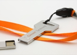 pen drive usb a forma di chiave